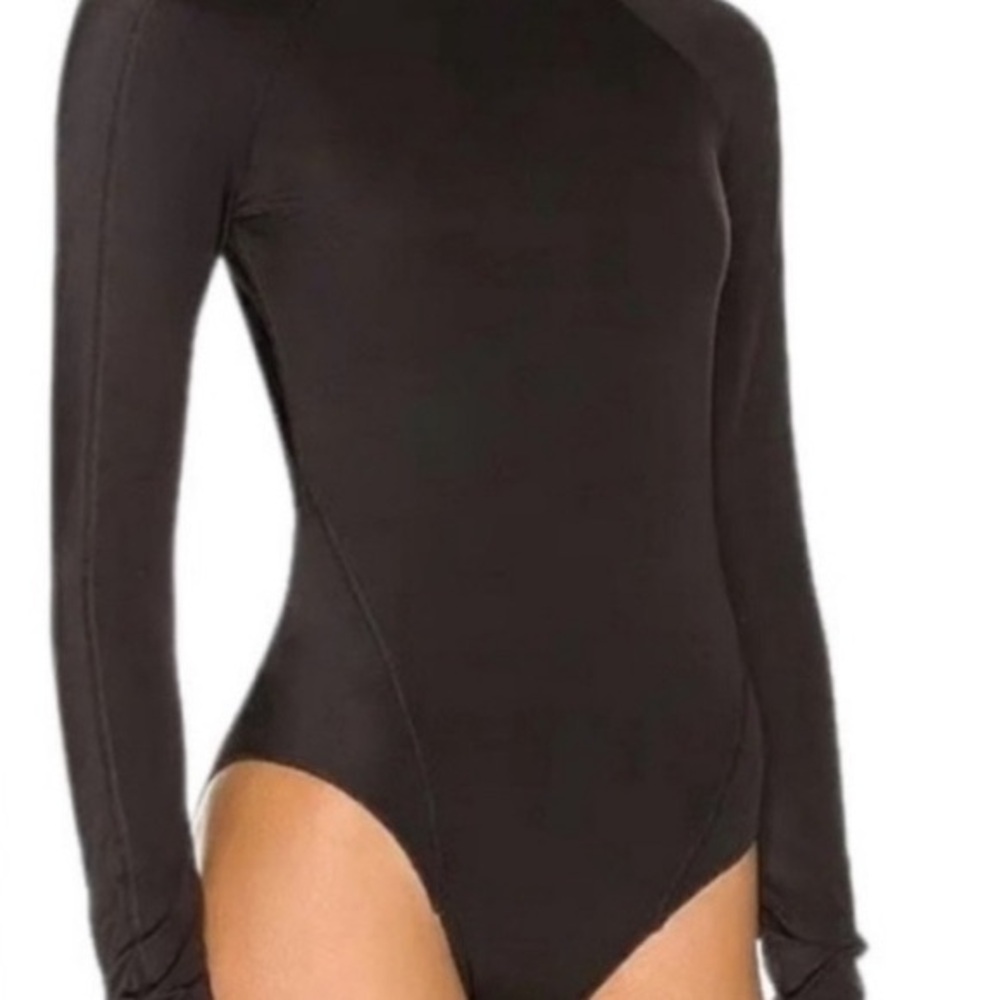 NWOT Free People HAH (Hot as Hell) Rash guard in Black!